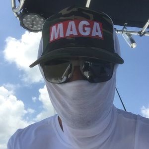 Meet your Posher, Clay